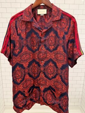 RARE! Gucci Red & Navy Paisley-Style Short Sleeve Button-Up Shirt